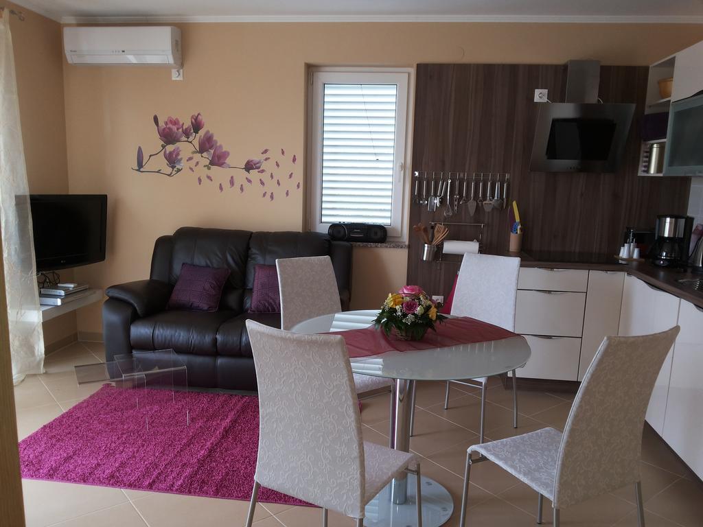Apartment Soni A4 Крк Екстер'єр фото