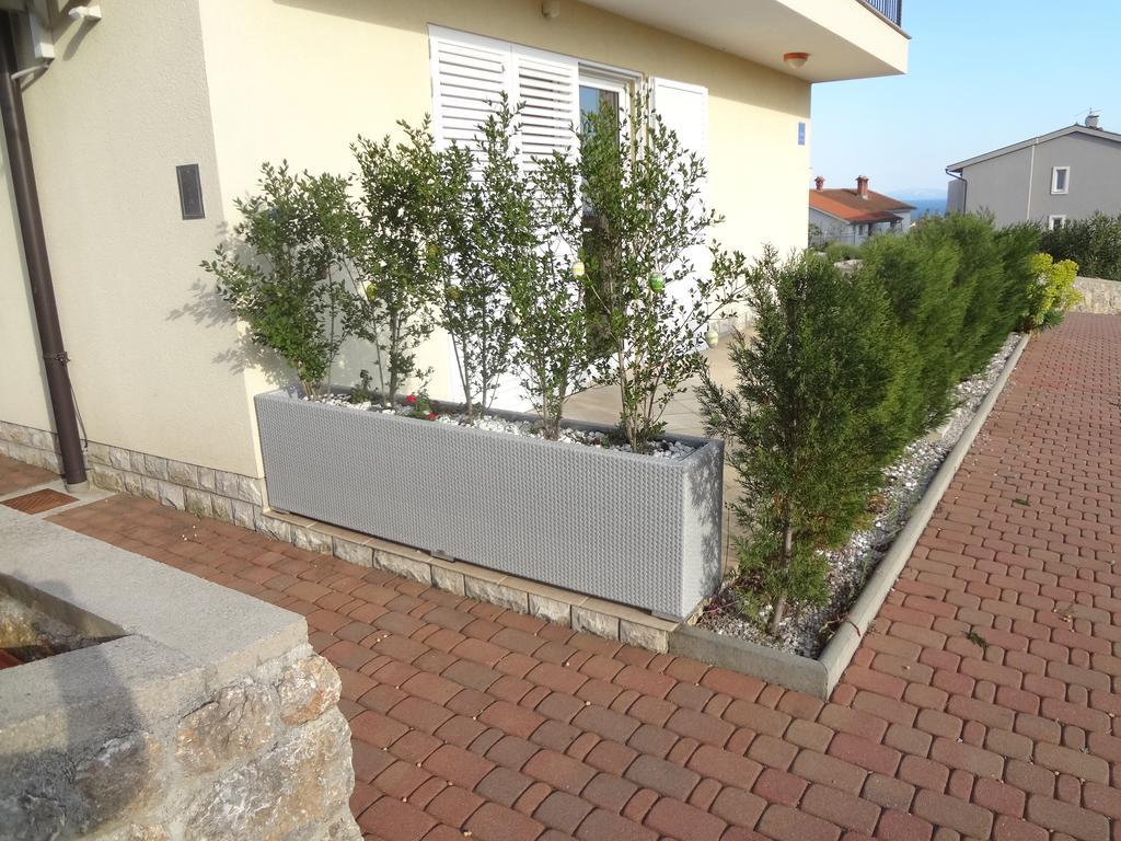 Apartment Soni A4 Крк Екстер'єр фото